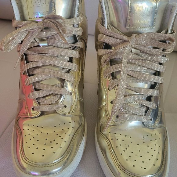 Rare Item! Womens Sky High Dunks in Liquid Gold AU special edition. - Picture 3 of 9
